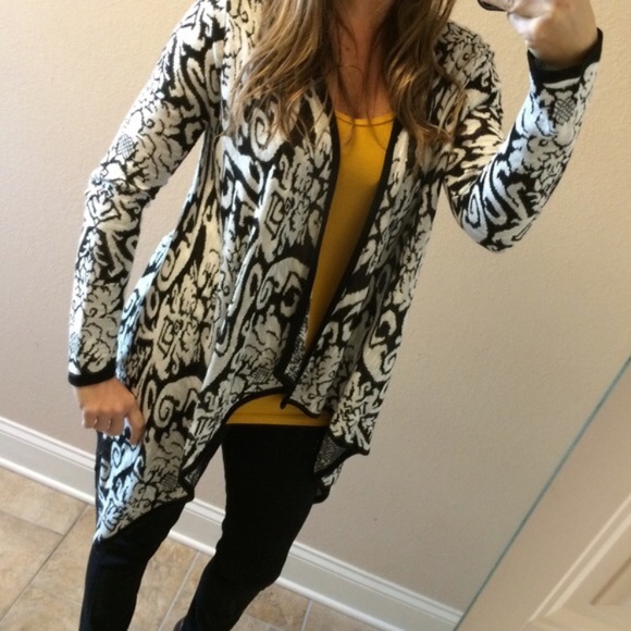 White & Black Printed Cardigan - Picture 1 of 4